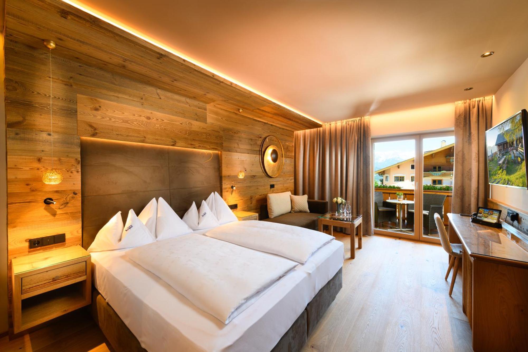 Hotel Berghof - St Johann In Salzburg Санкт Йохан им Понгау Екстериор снимка