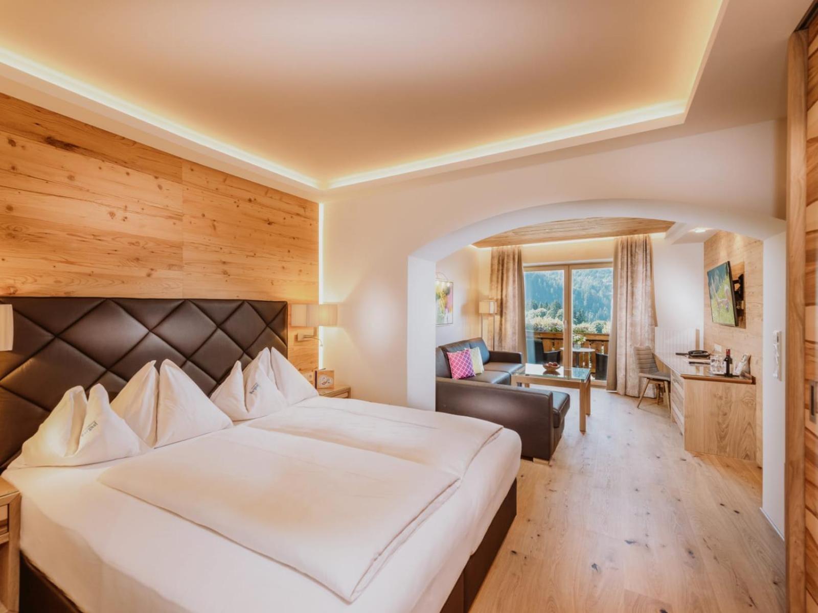 Hotel Berghof - St Johann In Salzburg Санкт Йохан им Понгау Екстериор снимка