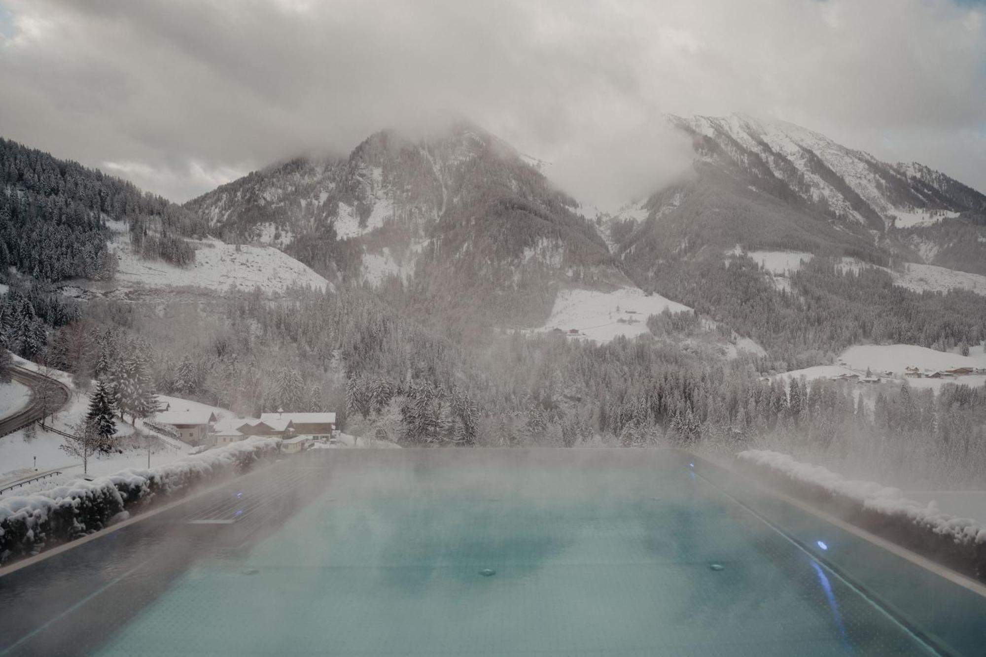 Hotel Berghof - St Johann In Salzburg Санкт Йохан им Понгау Екстериор снимка
